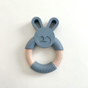 Mordillo de madera y silicona - Bunny - Imagen 7