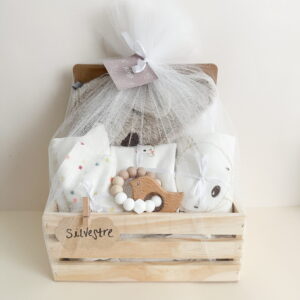 Pack D7 | Gris | Toalla, pijama, body, gorrito y mordillo